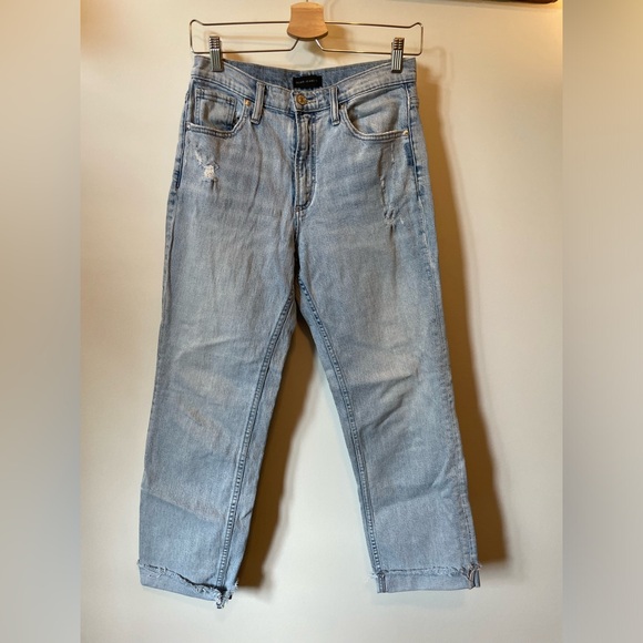 ☀️Silver Jeans Co. Distressed Denim - Picture 1 of 7